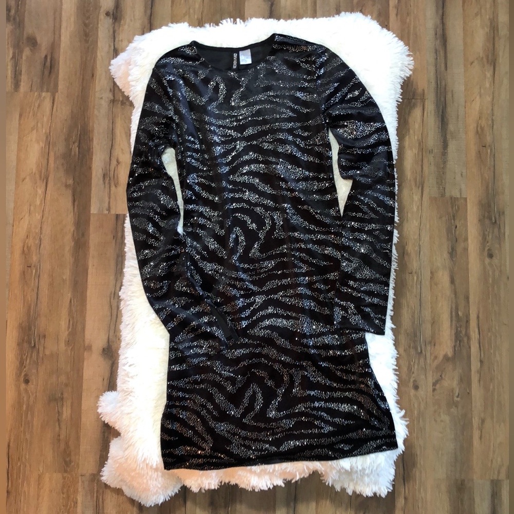 Black and silver patterned dress, size M